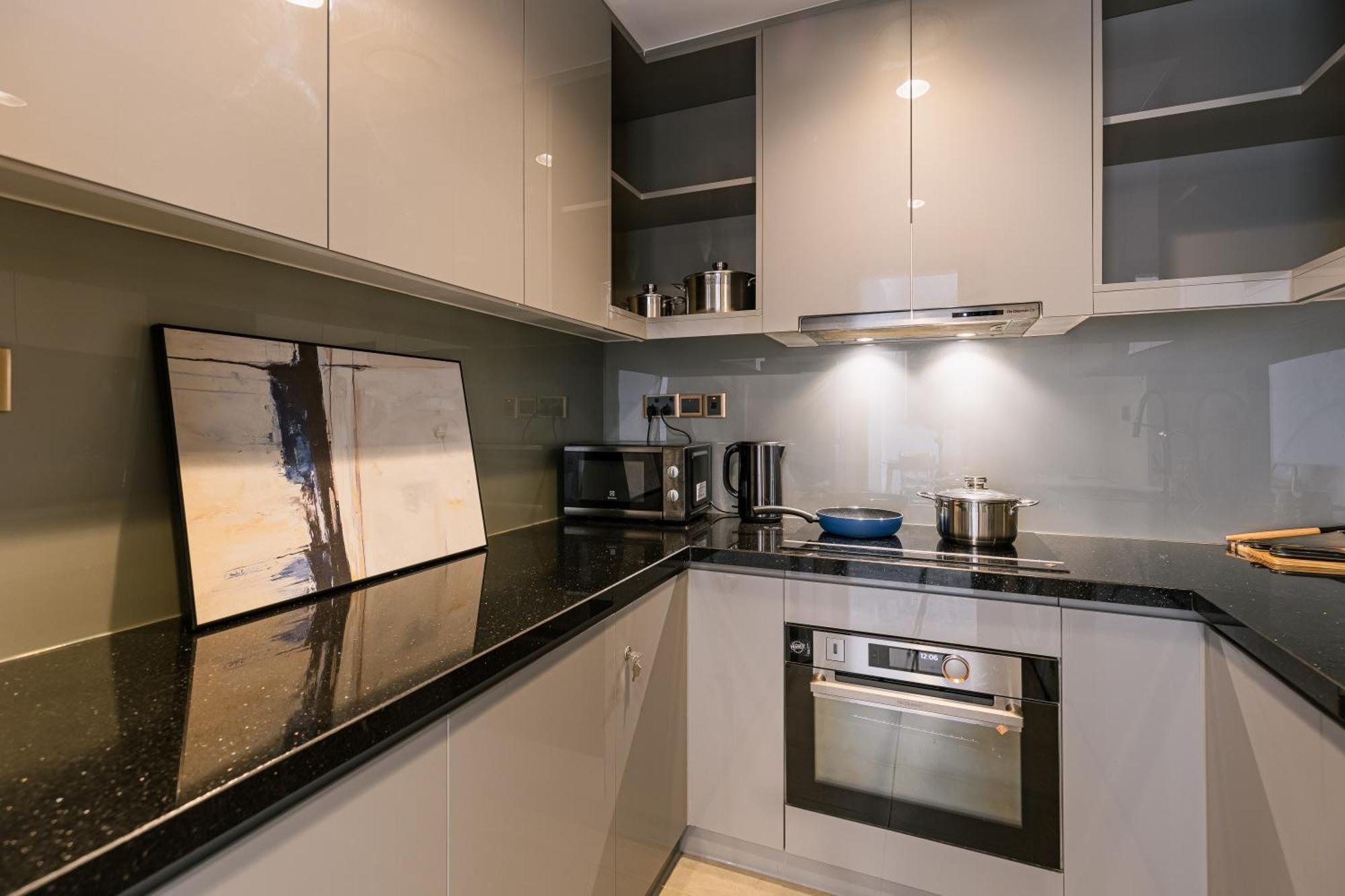 Exclusive 2-3 Bedroom Apartment In District 1 Free Pool Gym Sauna 胡志明市 外观 照片